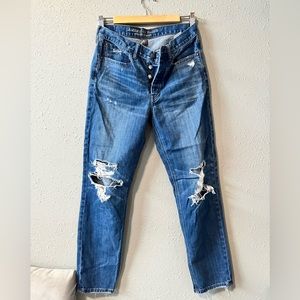 American eagle size 6 high rise vintage jeans